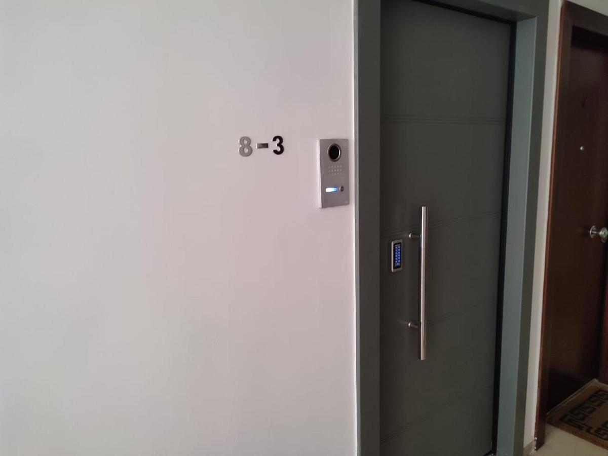 Amazing Apartments @ Aiolou Str. Athen Exterior foto